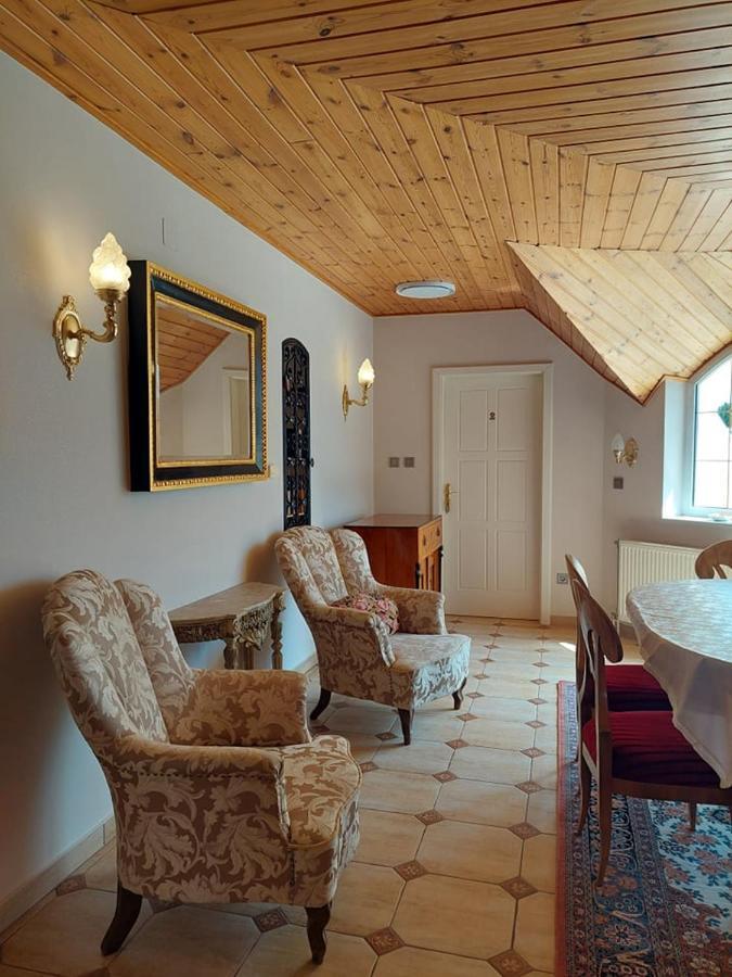 Апартаменти Gombos Apartman Гайдусобосло Екстер'єр фото