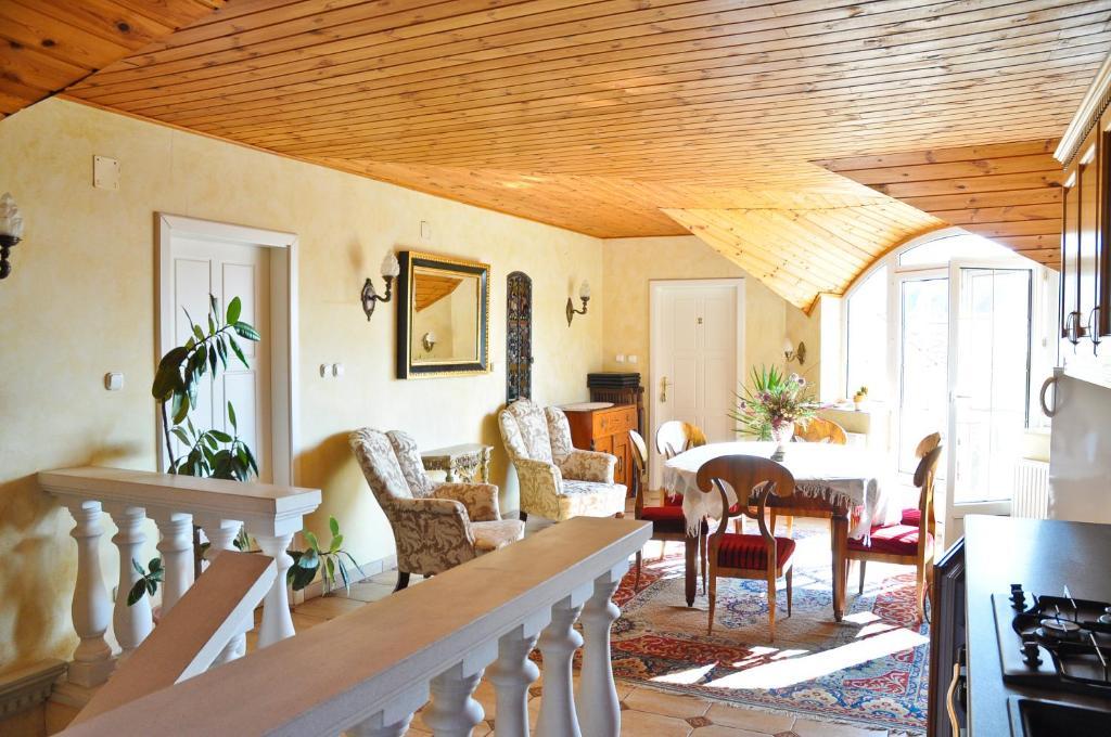 Апартаменти Gombos Apartman Гайдусобосло Екстер'єр фото